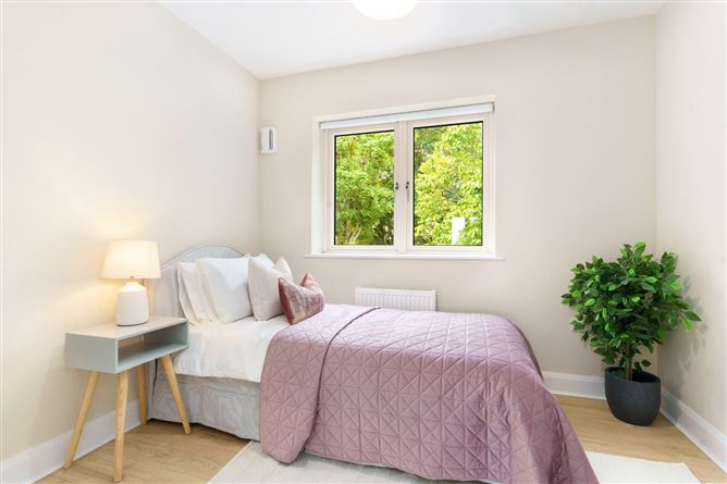 Photo 18 of 23 — 2A Marley Lawn, Rathfarnham, Dublin 16