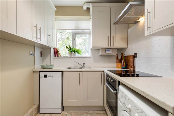Apt 24 Brookfield, Anglesea Road, Dublin 4