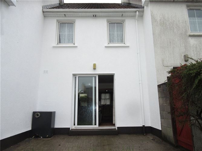 31 Woodfield, Galway Road, Tuam, Co. Galway