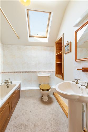 4 Greenhill Heights, Greenhill Road, Wicklow Town, Co. Wicklow.
