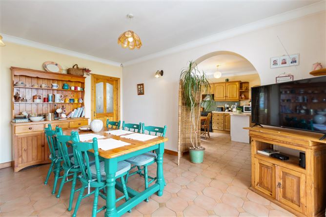 4 Greenhill Heights, Greenhill Road, Wicklow Town, Co. Wicklow.