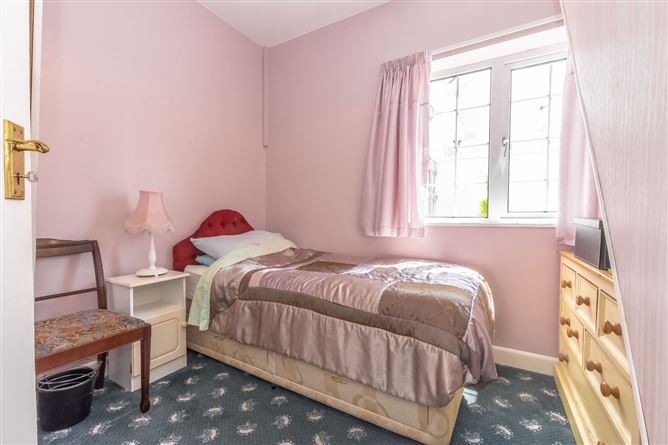 Dun Ard, 8 Grange Lawn, Waterford, Co. Waterford