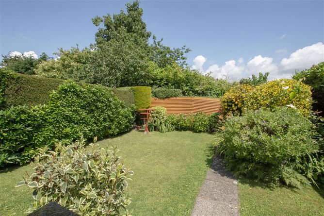 Dun Ard, 8 Grange Lawn, Waterford, Co. Waterford