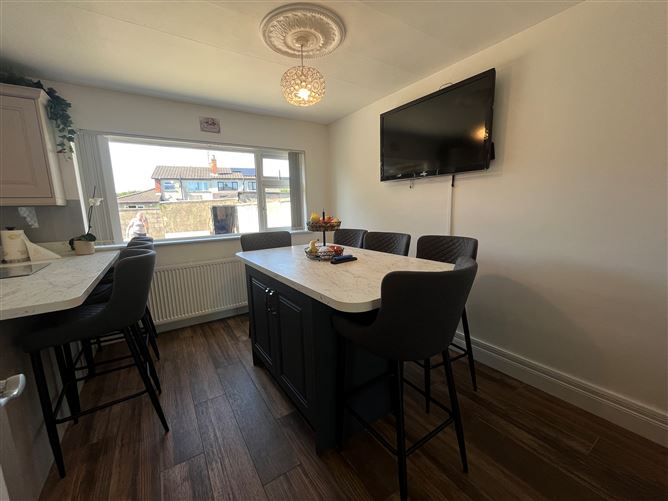 Hawthorn Crescent, Bay Estate, Dundalk, Louth