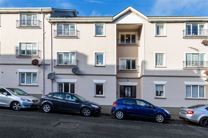 No. 14 Melrose Court, Upper George's Street, Wexford, Wexford Town, Wexford