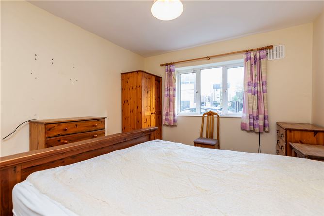 No. 14 Melrose Court, Upper George's Street, Wexford, Wexford Town, Wexford