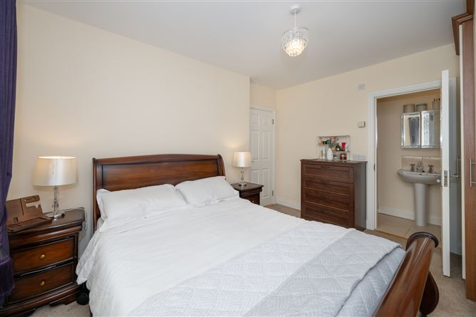 2 Ardcahon Close, Lehenaghmore, Cork