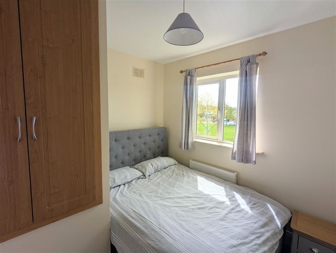 54 Droim Na Coille, Dromin Road, Nenagh, Co. Tipperary