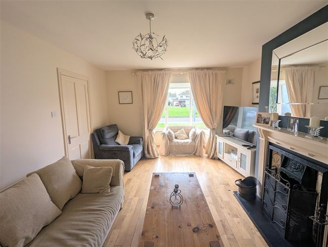 54 Droim Na Coille, Dromin Road, Nenagh, Co. Tipperary