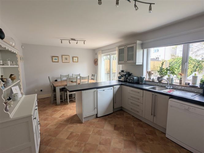 54 Droim Na Coille, Dromin Road, Nenagh, Co. Tipperary