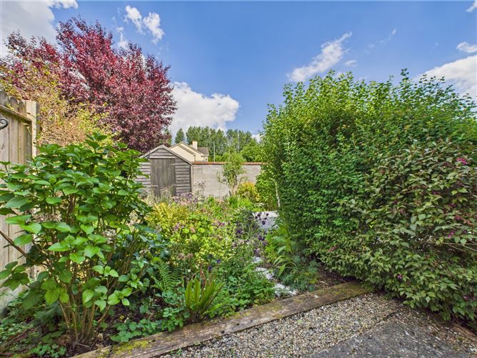 62 Bruach Na Habhainn, Quin Road, Ennis, Co. Clare.