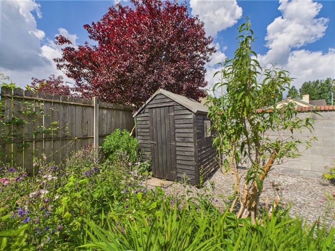 62 Bruach Na Habhainn, Quin Road, Ennis, Co. Clare.