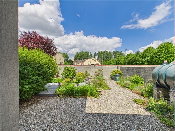 62 Bruach Na Habhainn, Quin Road, Ennis, Co. Clare.