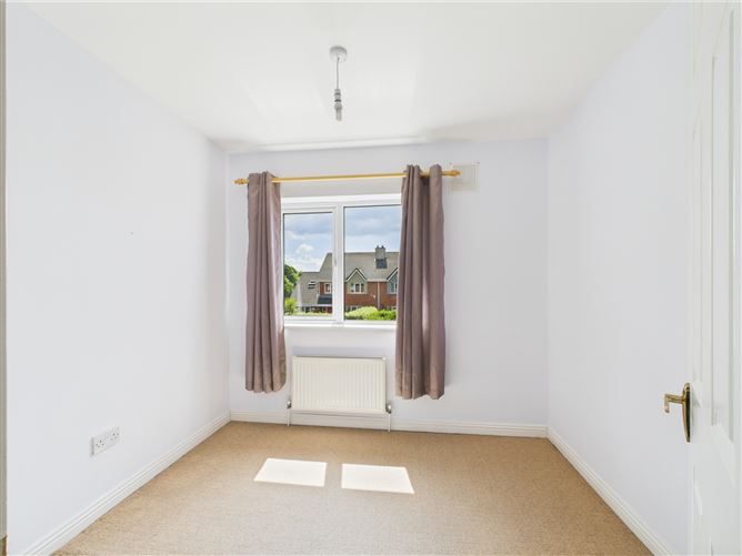 62 Bruach Na Habhainn, Quin Road, Ennis, Co. Clare.