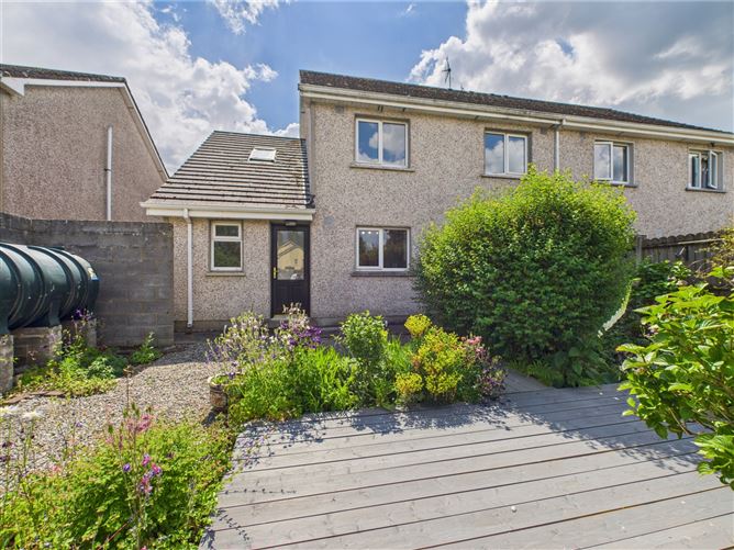 62 Bruach Na Habhainn, Quin Road, Ennis, Co. Clare.