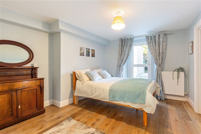 1 Belgrave Square North, Monkstown, Co. Dublin