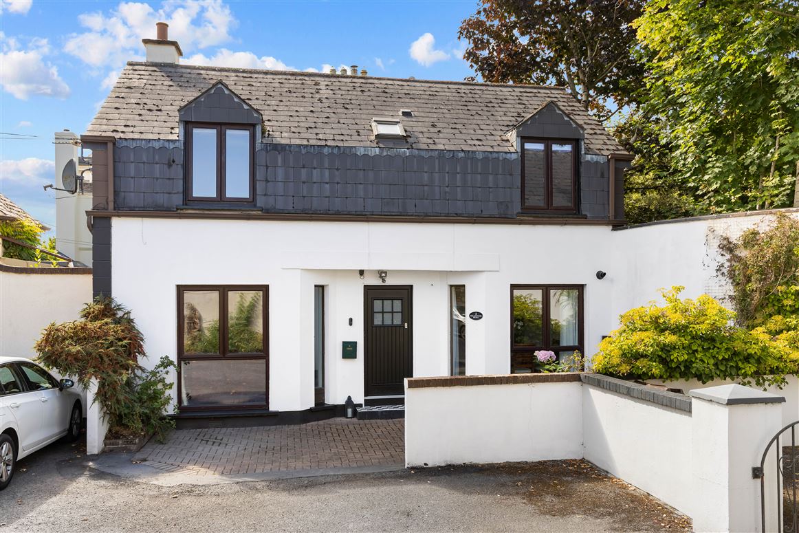 2 Hollywood Mews, Goatstown, Dublin 14