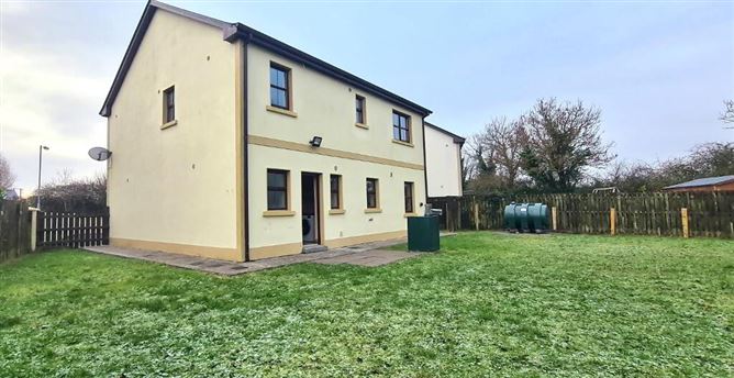 6 Caldragh Crescent, Attirory, Carrick On Shannon, Leitrim