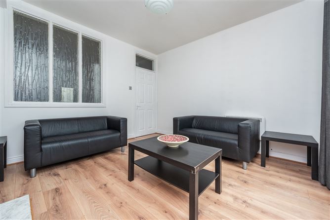 6 Poplar Grove, Naas, Co. Kildare