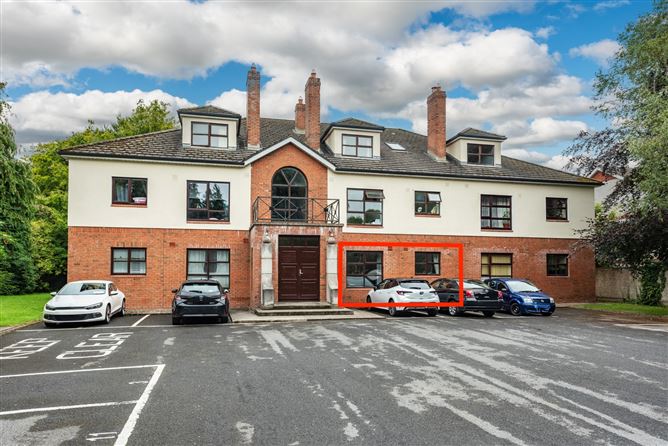 6 Poplar Grove, Naas, Co. Kildare