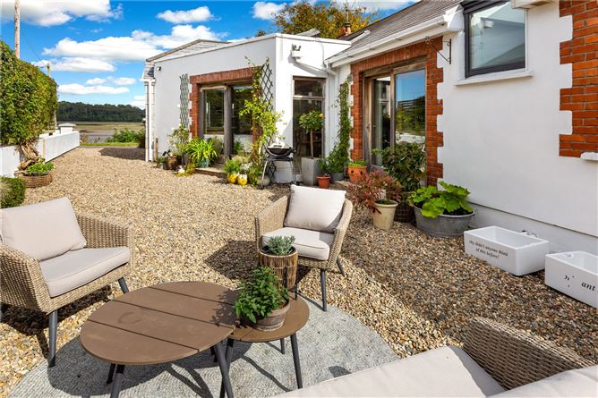 The Cottage, High Road, Mornington, Co. Meath