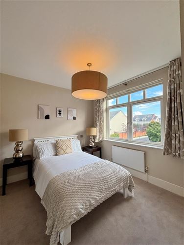 Photo 15 of 28 — 35 College Square, Terenure, Dublin