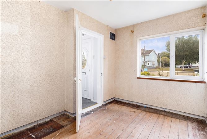 Photo 8 of 23 — 22 Boot Road, Clondalkin, Dublin 22