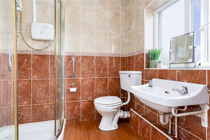 Photo 11 of 23 — 22 Boot Road, Clondalkin, Dublin 22