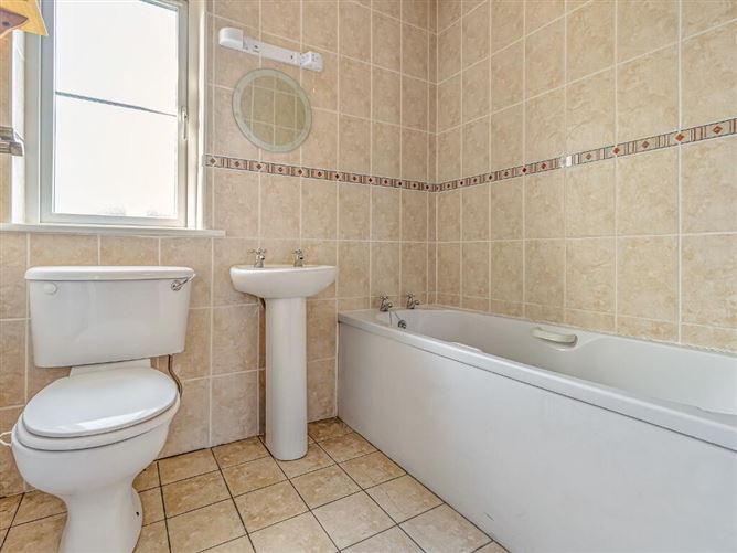 19 Cottage Gardens, Graiguenamanagh, Kilkenny