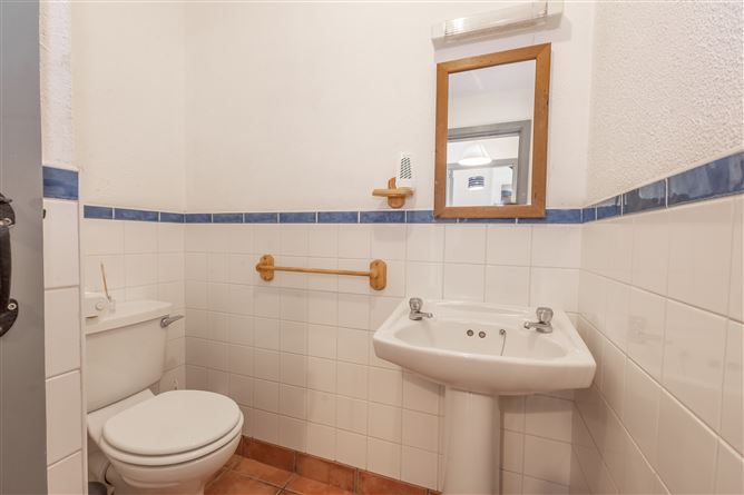 24 Bayview, Dunmore East, Waterford