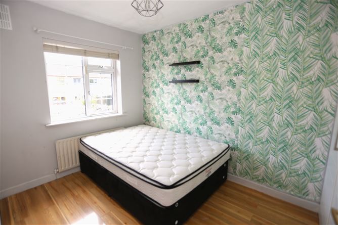 4 Oak Downs, Clondalkin, Dublin 22