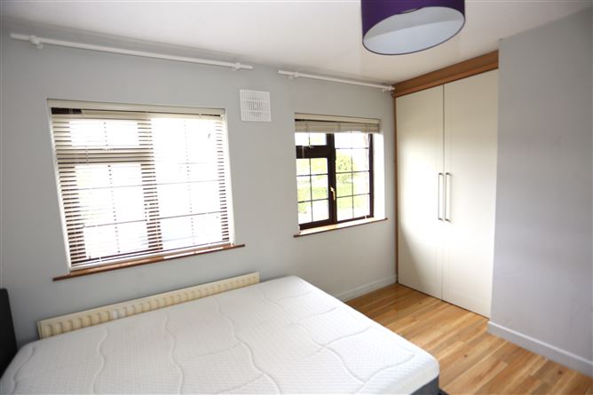 4 Oak Downs, Clondalkin, Dublin 22