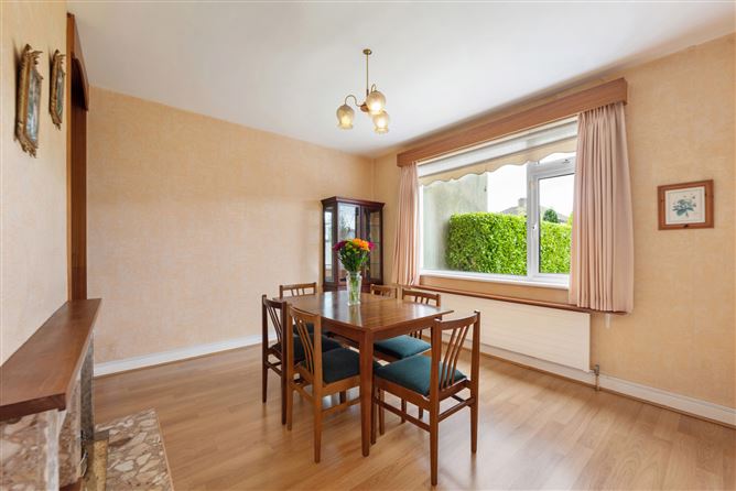 17 Orchardstown Drive, Rathfarnham, Dublin 14