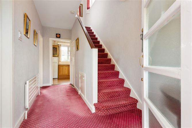 17 Orchardstown Drive, Rathfarnham, Dublin 14