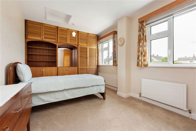 17 Orchardstown Drive, Rathfarnham, Dublin 14