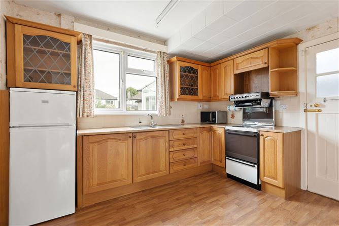 17 Orchardstown Drive, Rathfarnham, Dublin 14