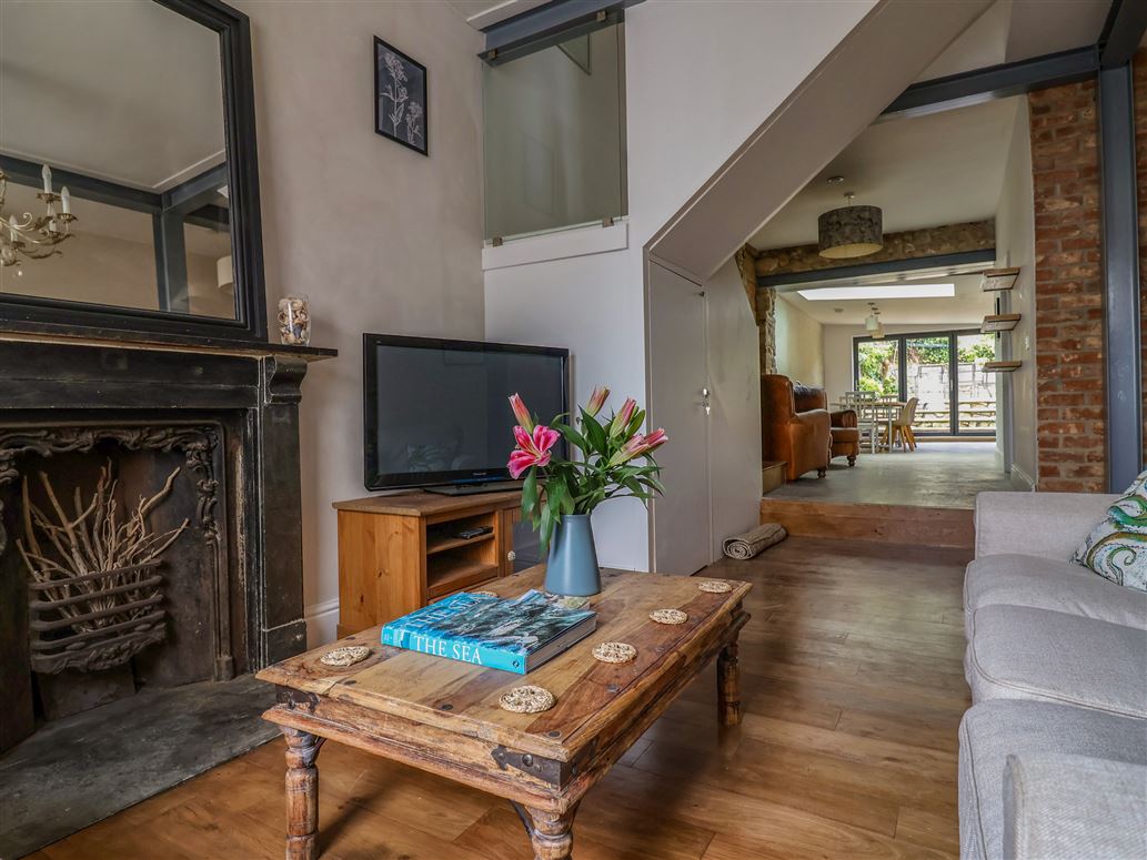 28 Fore Street,Seaton, Devon, United Kingdom