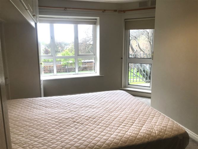 24 The Ailesbury, Donnybrook Castle, Dublin 4, Co. Dublin