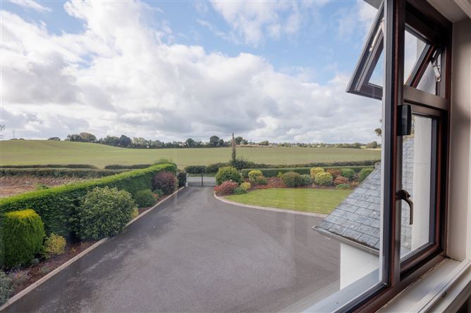 Knocklarne House, Louth Hall, Tallanstown, Co. Louth