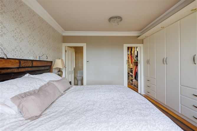 Knocklarne House, Louth Hall, Tallanstown, Co. Louth