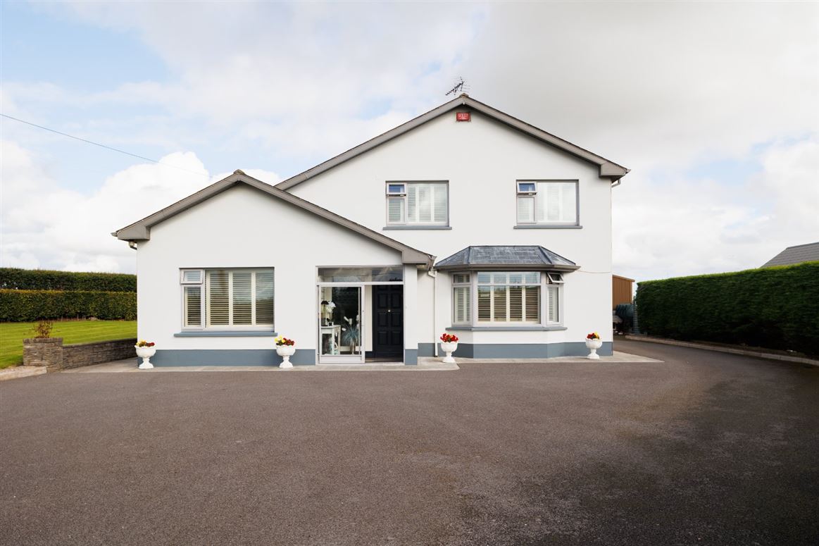 Knocklarne House, Louth Hall, Tallanstown, Co. Louth