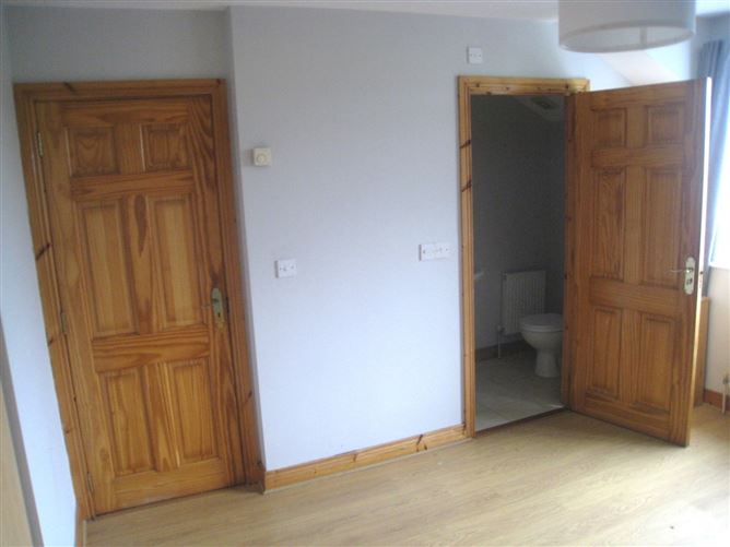 Photo 16 of 25 — 47 Forthill, Longford, Aughnacliffe, Co. Longford