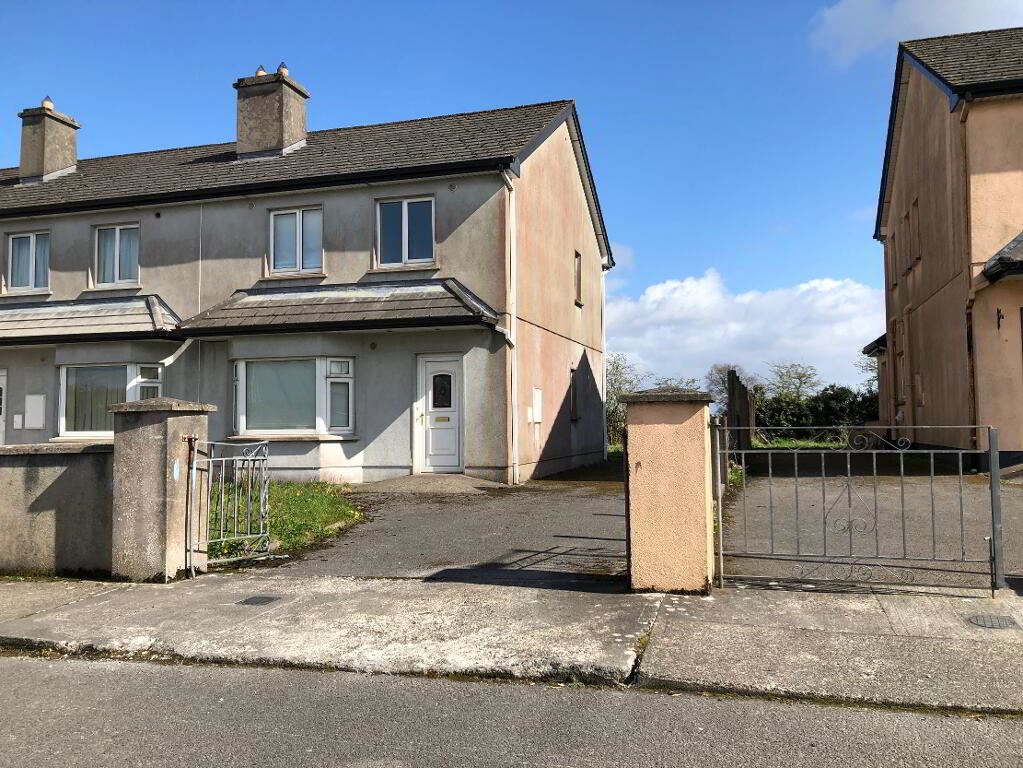 Photo 1 of 11 — 27 The Meadows, Ballaghaderreen, Roscommon