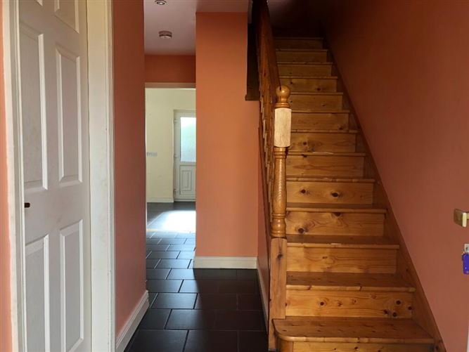 Photo 2 of 11 — 27 The Meadows, Ballaghaderreen, Roscommon