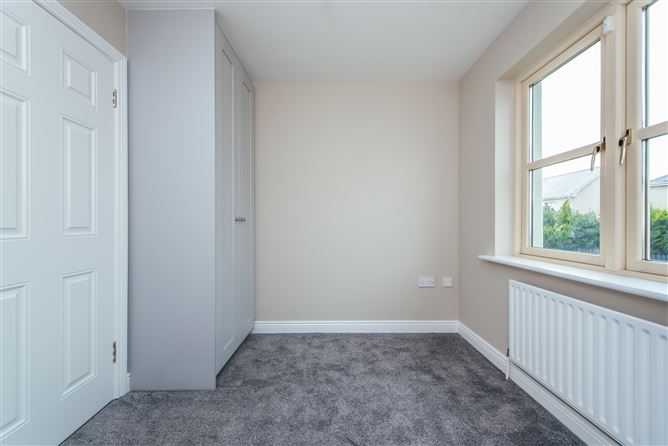 73 The Meadows, Cornelscourt, Newbridge, Kildare