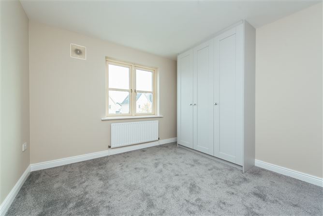 73 The Meadows, Cornelscourt, Newbridge, Kildare