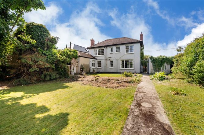 Knockmoy, 18 Elton Park, Sandycove, Co. Dublin