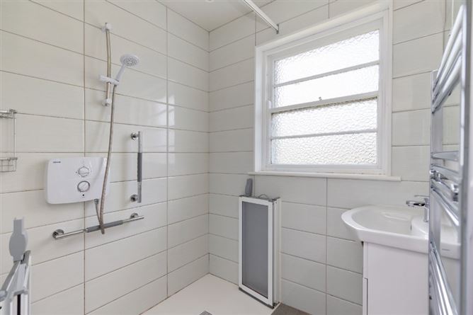 Knockmoy, 18 Elton Park, Sandycove, Co. Dublin