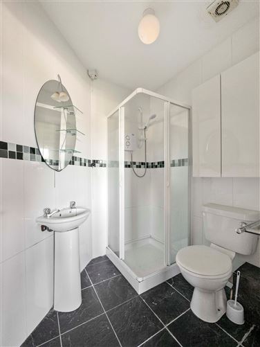 105 Brooklawn, New Ross, Wexford