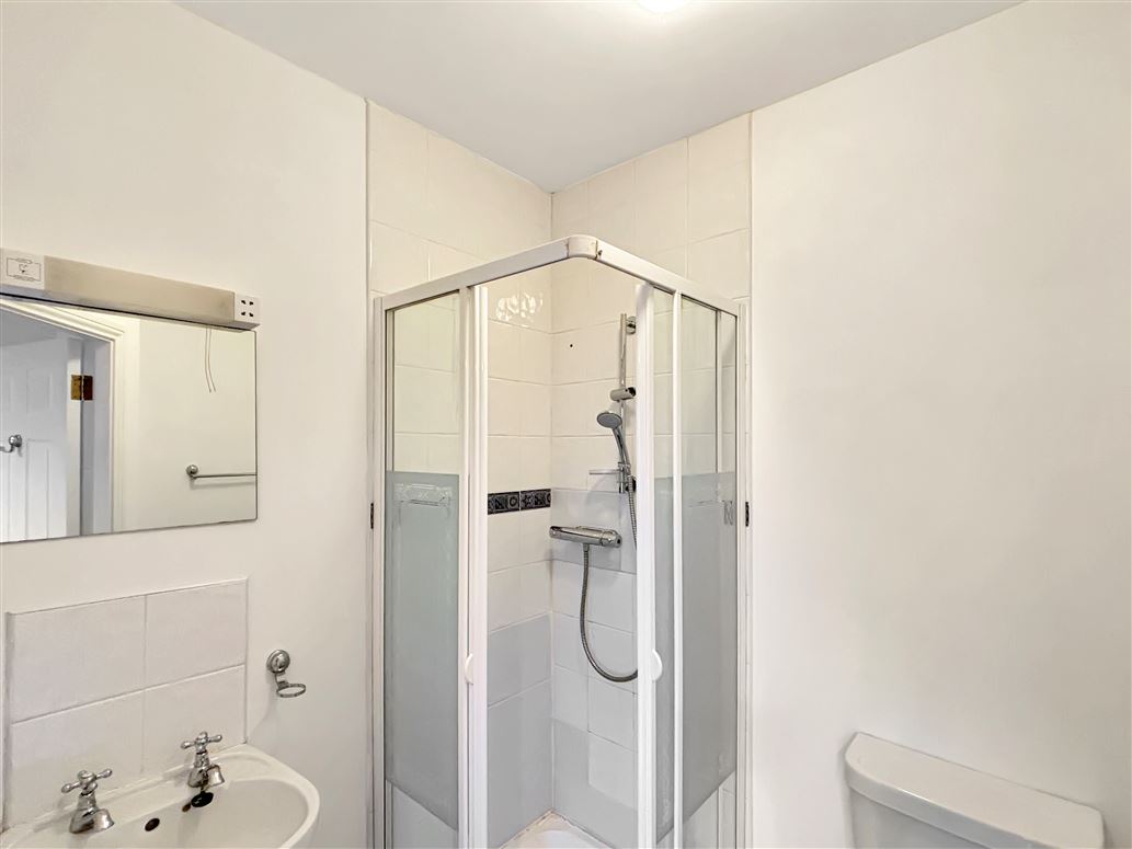 15 Garraí Sheáin, Roscam, Galway 15 Garraí Sheáin, Roscam, Galway